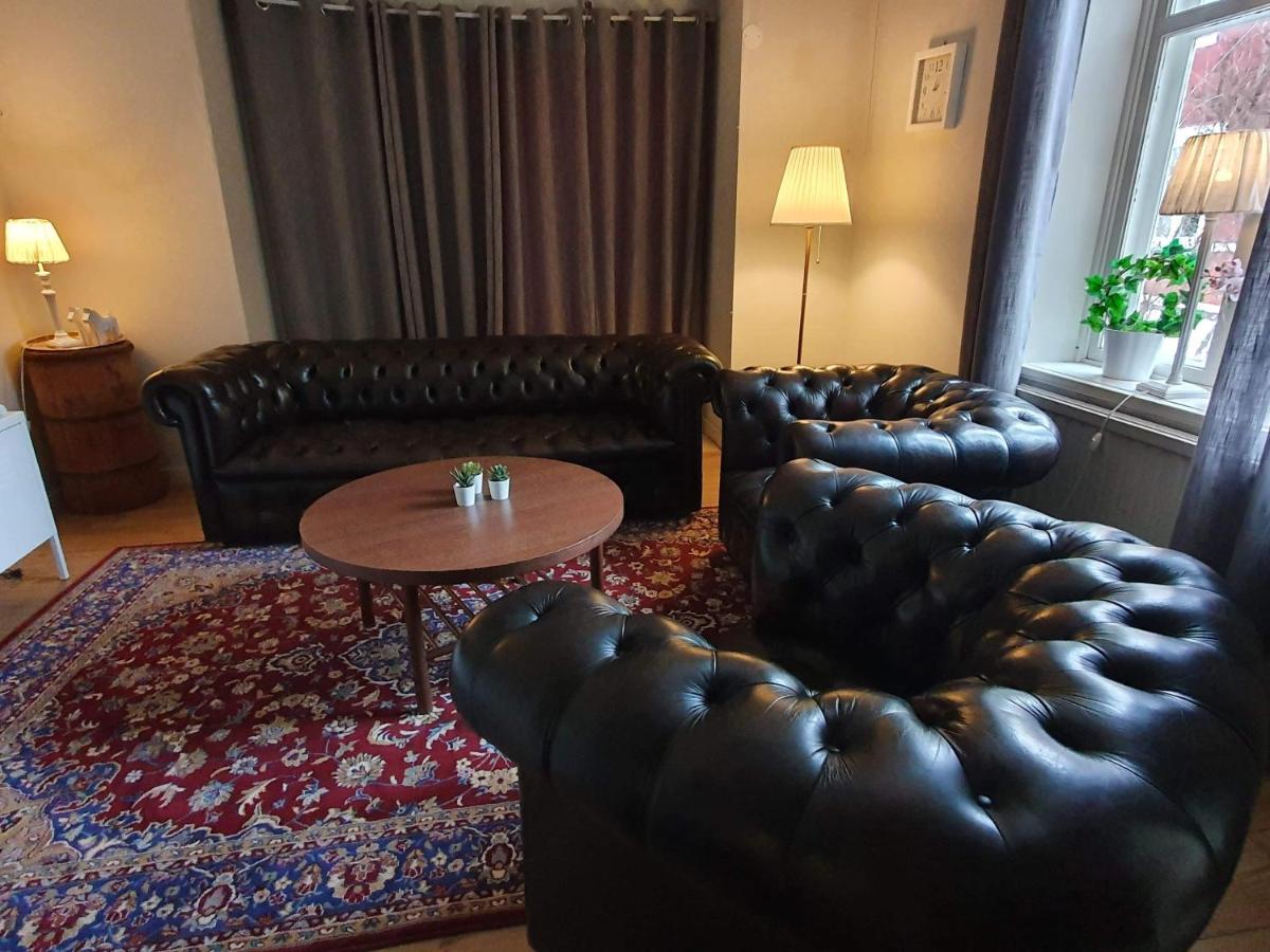 Gustafs Logi Hostel ภายนอก รูปภาพ